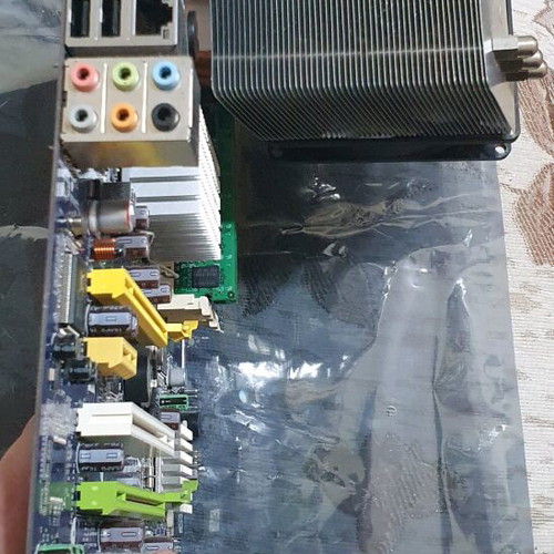 Foxconn P43A Series 775 used motherboard with Cpu E5300, 2GB DDR2, cooler, io shield