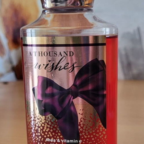 Bath and Body Works Thousand Wishes shower gel like new 295ml