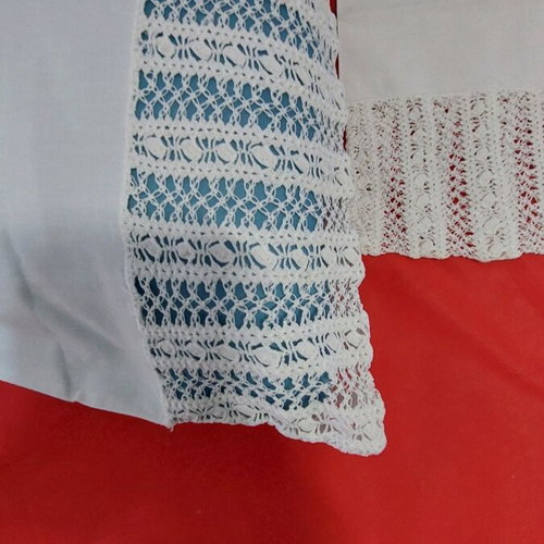 White pillowcases new, set of 2, 60x43cm with vintage crochet lace