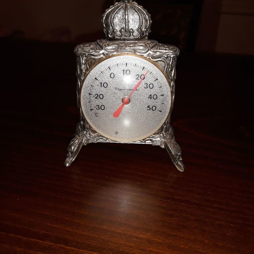 Various collectible decorations