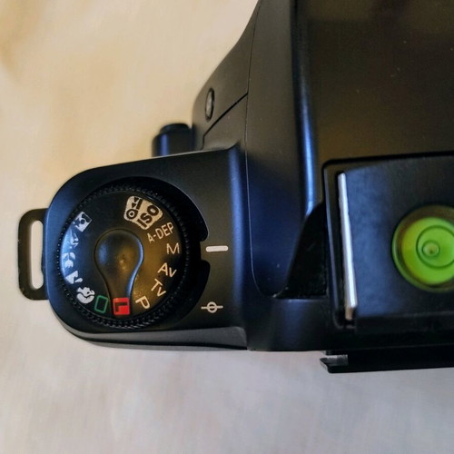 Canon Eos 500N used analog camera