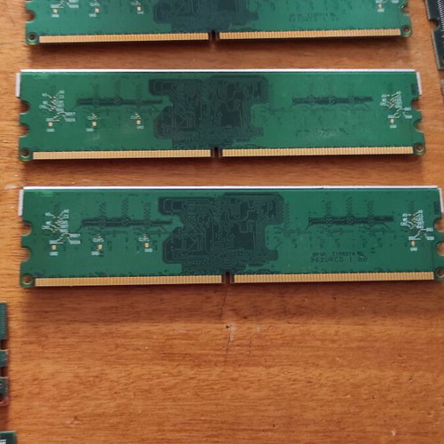 Super Talent DDR2 RAM 512MB used, 667 MHz, heatspreader