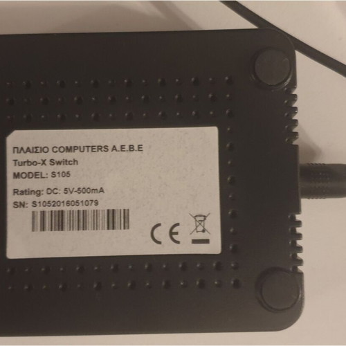 Turbo-X S-105 Switch for up to 5 Ethernet devices, like new