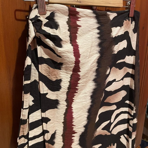Pareo skirt new, adjustable from small to large, beige and brown