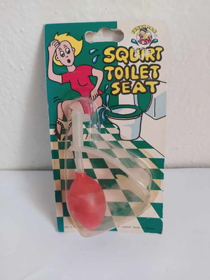 Magic Tricks Squirt Toilet Seat