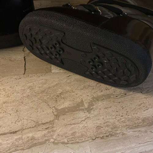 Marc Jacobs boots like new for snow black and silver