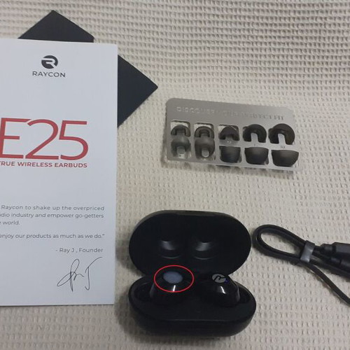 Raycon E25 True Wireless Earbuds like new