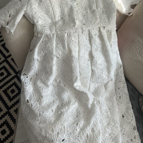 Boohoo white official dress new, size 40 M/L