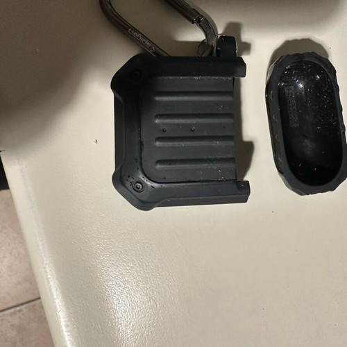 Spigen Case for EarPods No 3 like new