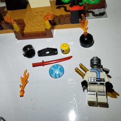 LEGO Juniors Ninjago 10755 Zane's Boat Pursuit set, missing parts