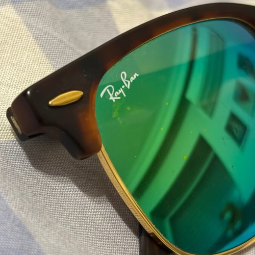 Ray-Ban Clubmaster RB3016 1145/19 51mm sunglasses used, tortoise green mirror