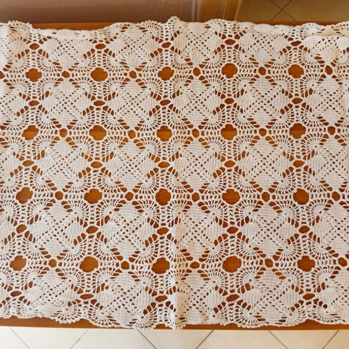 Crochet handmade set of 3 white table linens new