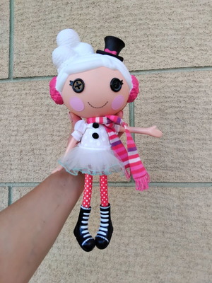 Lalaloopsy μεγάλη κούκλα 13" Winter Snowflake με κατοικίδιο