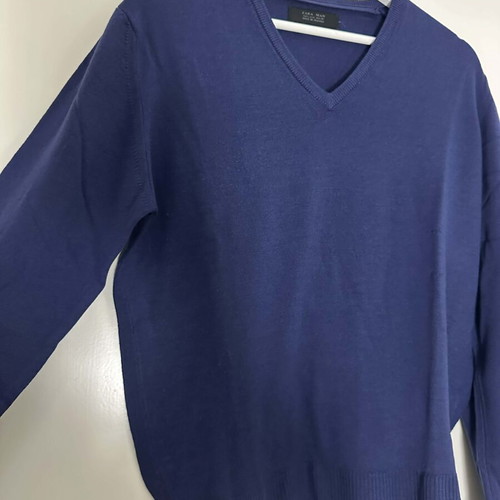 Zara men's blue V-neck sweater like new, size L