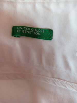 Φούστα Benetton μεταχειρισμένη, έχει φορεθεί ελάχιστα