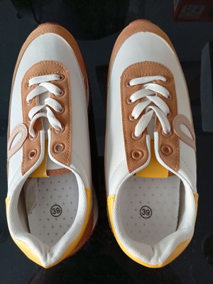 Retro women's sneakers size 39 new, beige and brown