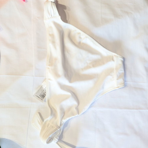 Pull & Bear bikini bottoms set size M new with tags, white and fuchsia
