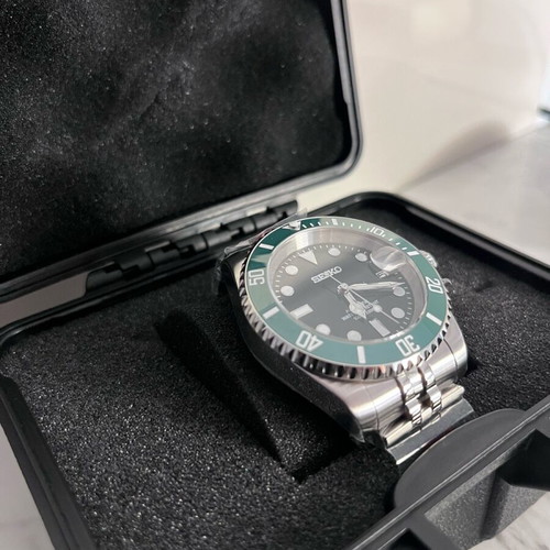 Seikomod Starbucks automatic wristwatch, green