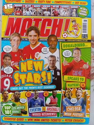 Match Football Magazine issue 10-16/7/2006 like new with Chelsea poster