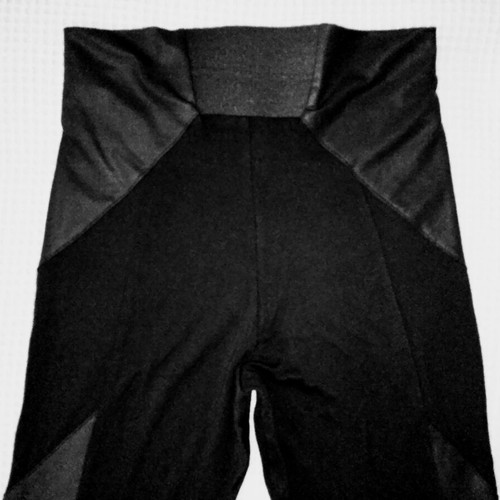 Women's black leggings XS new with vinyl patterns