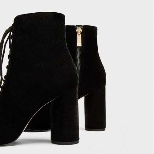 Zara velvet feel boots used, victorian goth style, size 37
