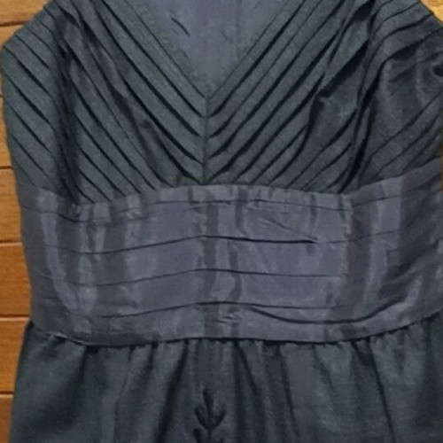Sleeveless grey dress used, size L, viscose with embroidery