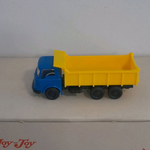 Joy toy N31 dump trucks 12 pcs