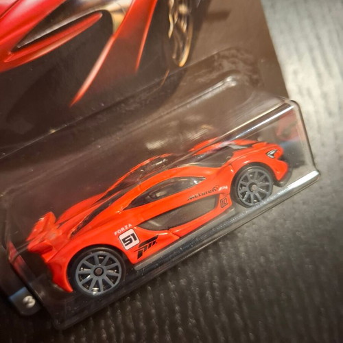 Forza Motorsport Hot Wheels set of 2 new