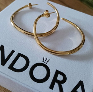 Pandora essence ακανόνιστο κρίκοι σκουλαρίκια επίχρυσωμενα 14κ.