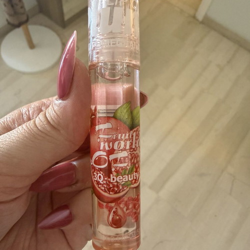 Plump oil for juicy lips, new product
