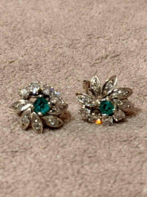 White gold 18K earrings with natural diamonds and emeralds like new
