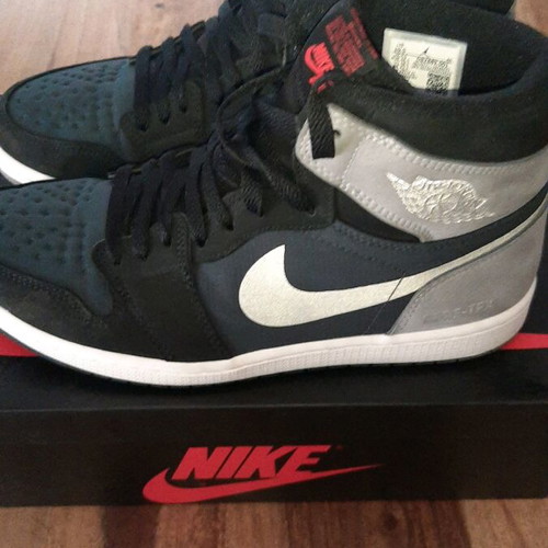 Air Jordan 1 Element GORE-TEX High black and grey, like new, size 44.5