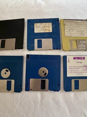 Retro 3.5" δισκέτες πακέτο 6 μεταχειρισμένες, Amiga και USER συλλεκτικές