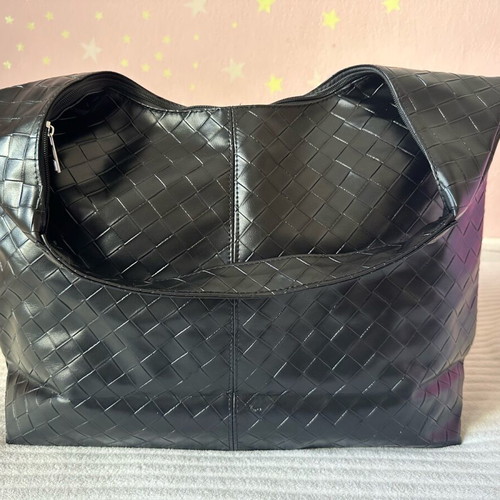 Trendyol shoulder bag new, knitted patterned, black