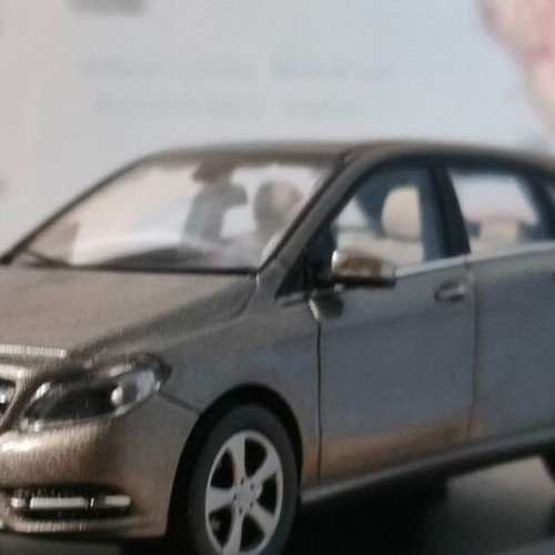 Mercedes Benz B Class W 246 1/43 model new