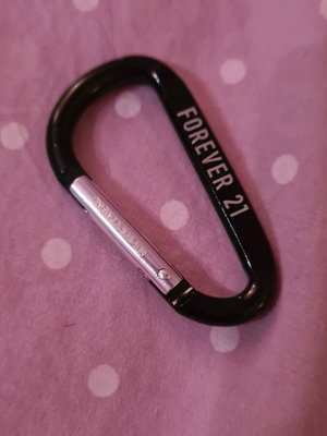 Μπρελόκ μαύρο σαν καινούργιο