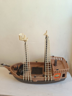 Playmobil vintage pirate ship toy