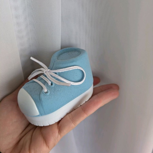 Children's jewelry box shoe-shaped like new