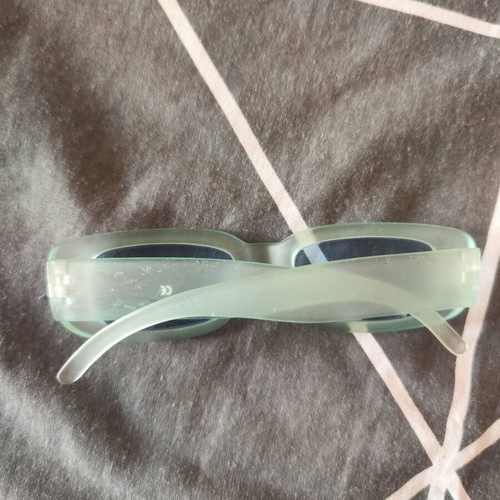 Sunglasses mint color like new