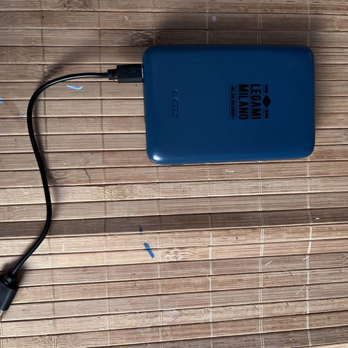 Powerbank Legami σαν καινούργιο