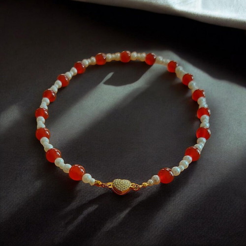 Handmade Necklace with Pearls, Red Agate and Magnetic Heart Clasp 48cm new