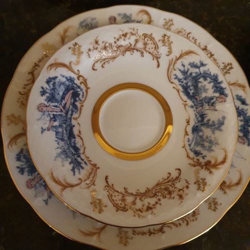 Coffee set 21 pieces 22 carat gold plated like new
