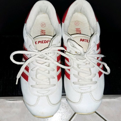 Arte Piedi athletic shoes size 37 like new, white and red