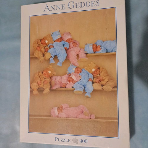 Puzzle 900 pieces Anne Geddes with babies, like new