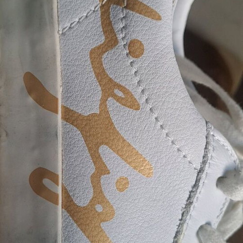 Tommy Hilfiger shoes size 41 like new, white with gold