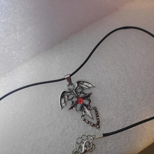Vampire Diaries Gothic Pendant with Red Crystal like new