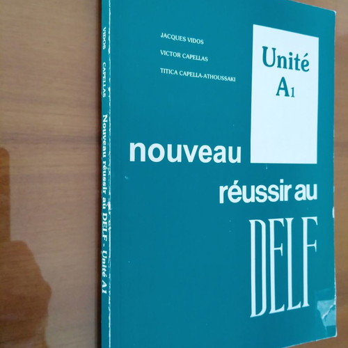 Nouveau Réussir Au Delf Unité A1 used