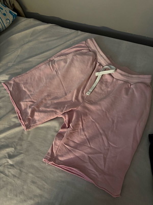Bershka shorts pink, size L, like new