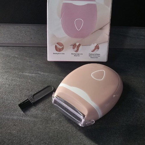 Electric lady shaver new, portable battery-operated
