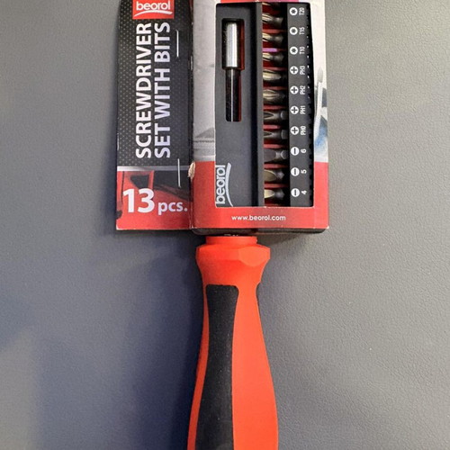 Beorol screwdriver set with 13 bits new